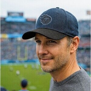 Tennessee Titans Men S/M Black Blue Hat Ball Cap Authentic NFL Football Team Pul